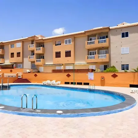 Aparamento Afirama アパート カンデラリア